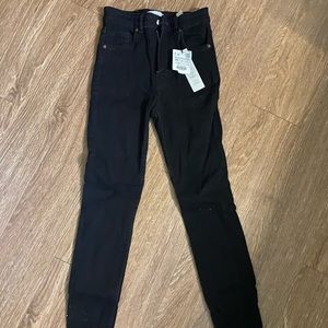 Black skinny jeans